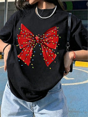 Red Bow Christmas String Lights Graphic T-Shirt, Cute Holiday Coquette Style Casual Short Sleeve Winter Tee