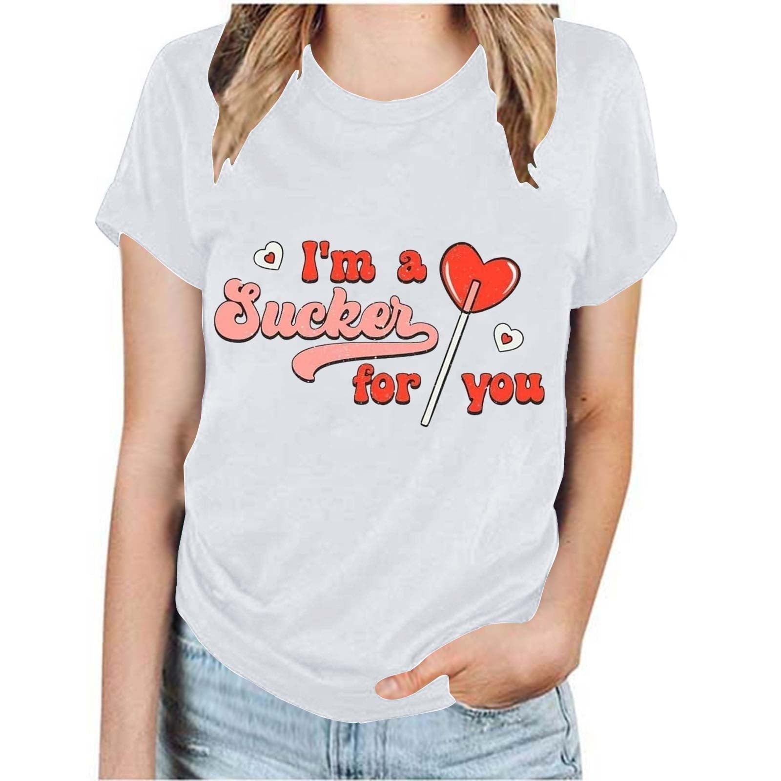 Lilgiuy Valentine Love Heart Tshirt Women Cute Graphic Valentine's Day Tee Lover Gifts Short Sleeve Crewneck Lightweight Shirt Gift for Your Mom Black(S-3XL)