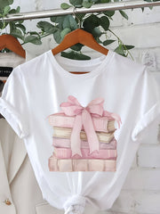 Stack Of Books With Pink Bow T-Shirt Book Lover Reader Aesthetic Tee