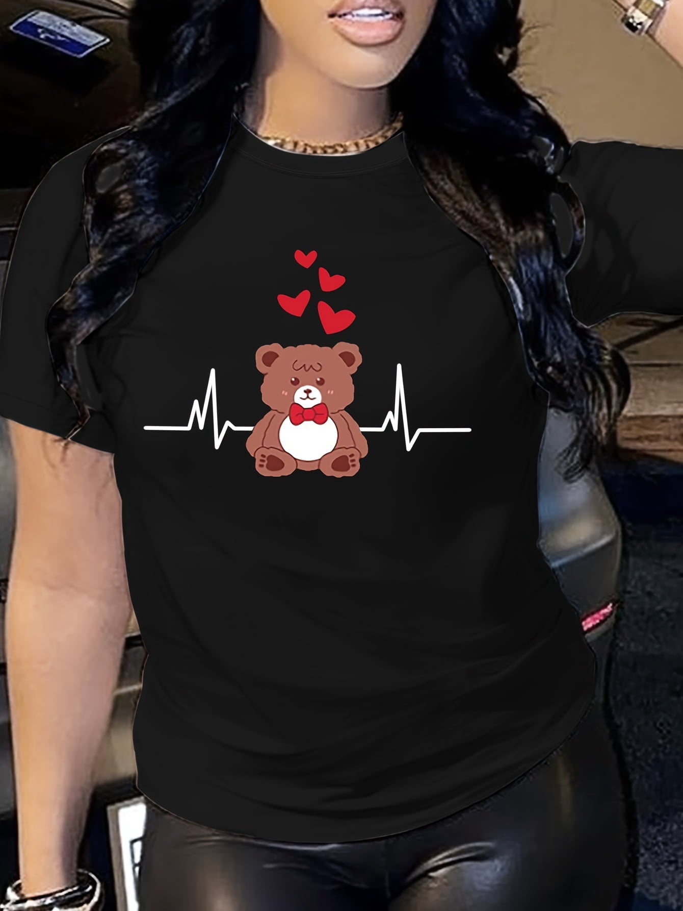 Teddy Bear Heartbeat T-Shirt, Valentine's Day Love Hearts Graphic Tee, Women's Black Cotton Crew Neck Short Sleeve Casual Top